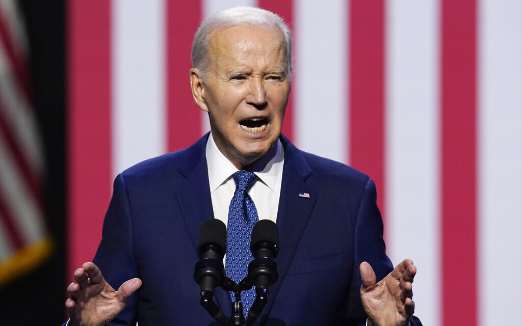 Biden warns that Trump and Republican party could ‘smash’ democracy in America