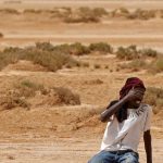 Migrants between life and death in Tunisia-Libya desert