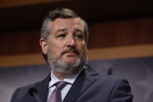 Ted Cruz’s Beer Stunt Sparks Avalanche of Jokes, Mockery