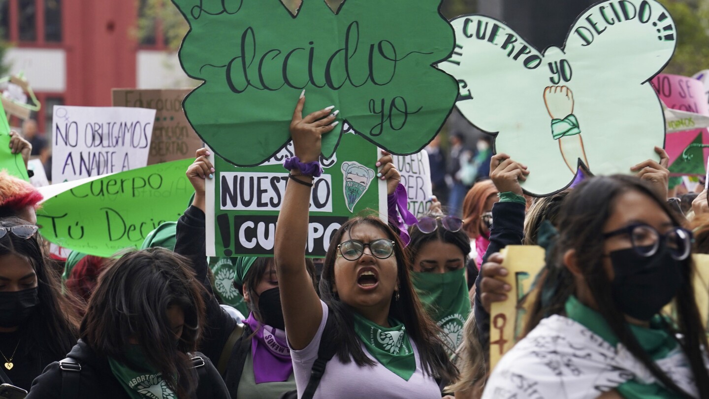 Mexico Supreme Court decriminalizes abortion nationwide…