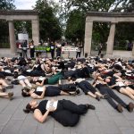 Quebec mothers stage ‘die-in’ to protest for clean air