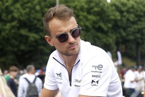 Muller likely to return to Peugeot WEC line-up for Bahrain