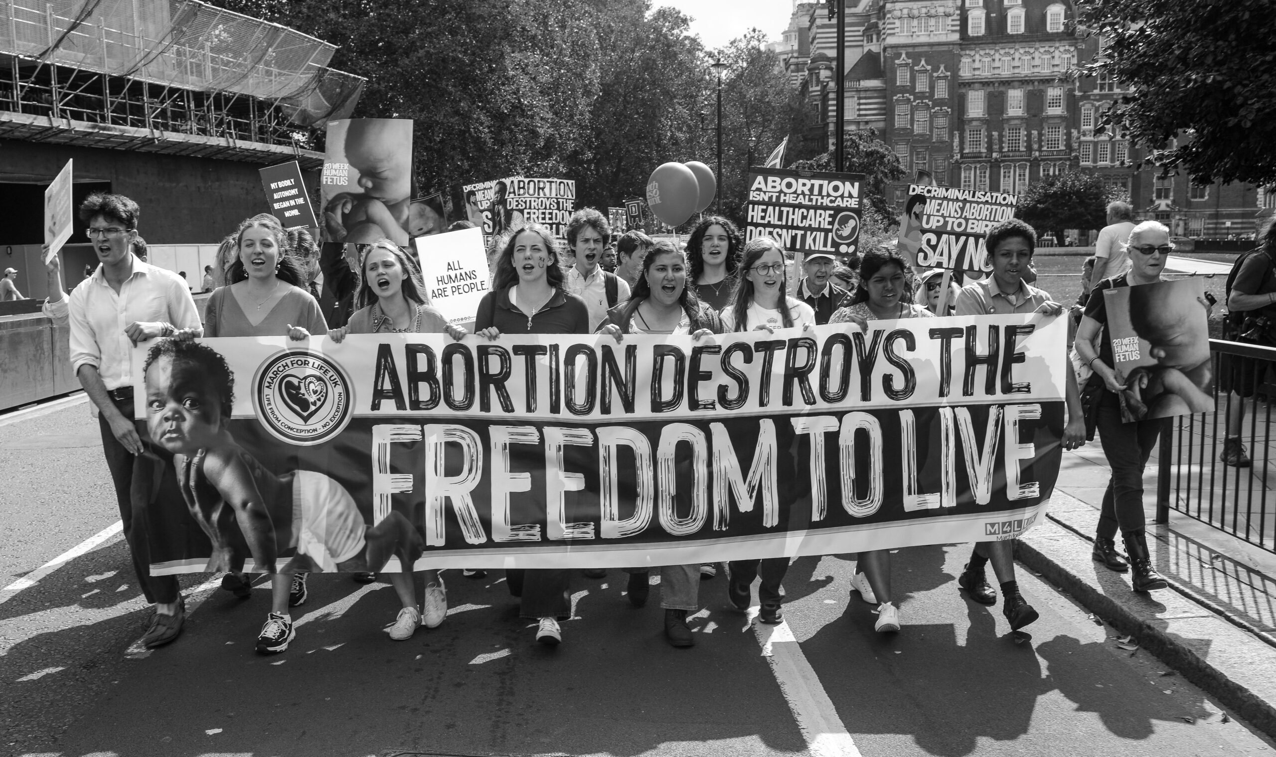 Moderates Are Killing the Abortion Battle