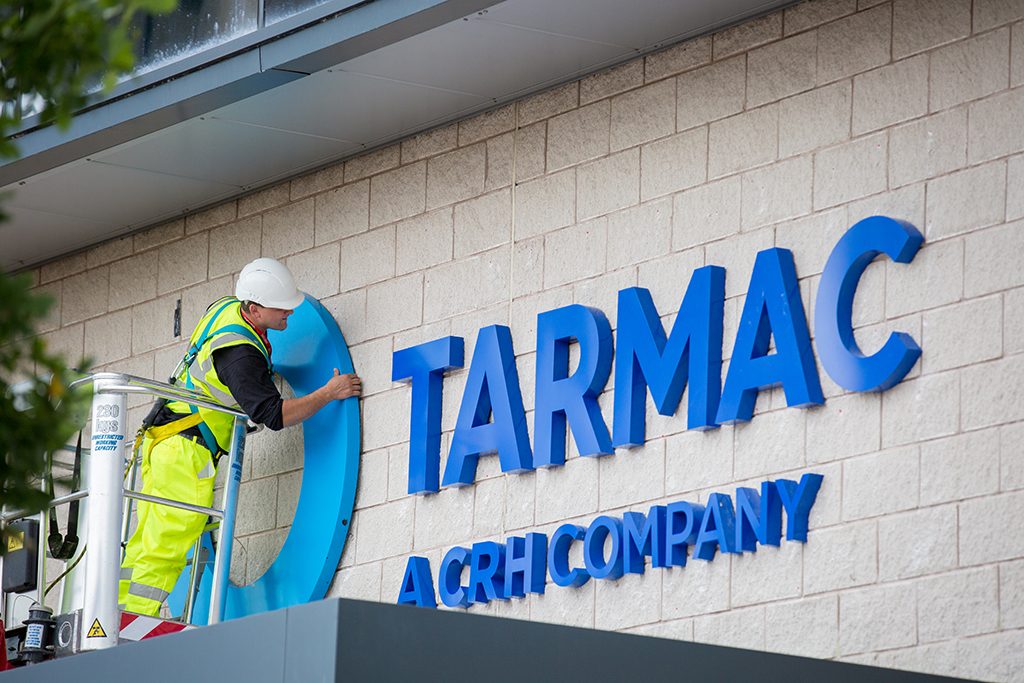 Tarmac fined £1.3m after worker dies in crush