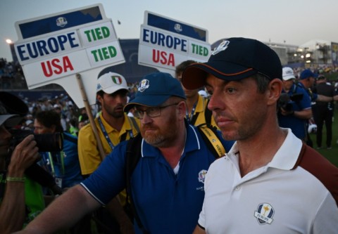 McIlroy spat adds spice to Ryder Cup climax