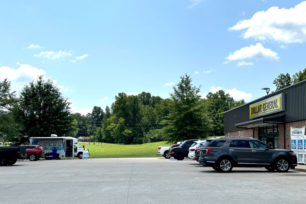 What Mobile Clinics in Dollar General Parking Lots Say About Health Care in Rural America