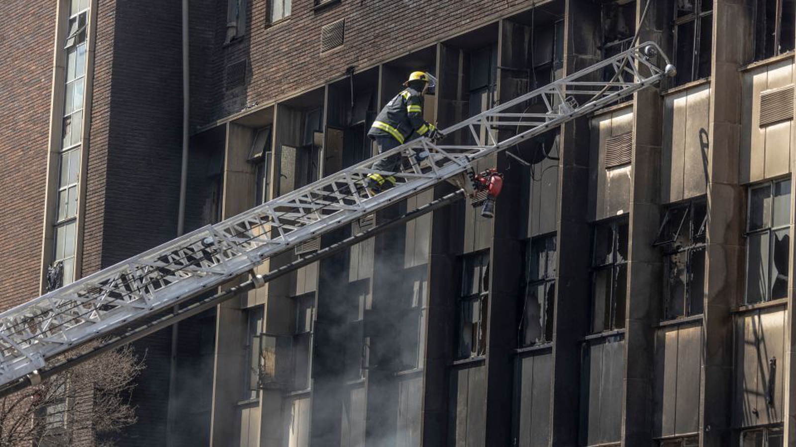 74 dead as fire destroys building in Johannesburg