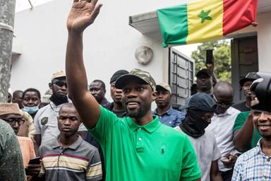 Detained Senegal opposition leader ends hunger strike