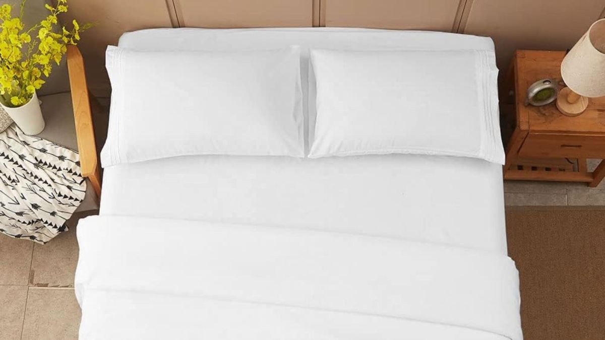 This sheet set with 95,000+ perfect Amazon ratings that’s like ‘a marshmallow cloud wrapped in silk’ is now $22