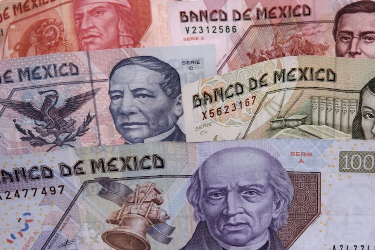 Mexican Peso stumbles to a seven-month low amidst resilient US Dollar, domestic economic strains