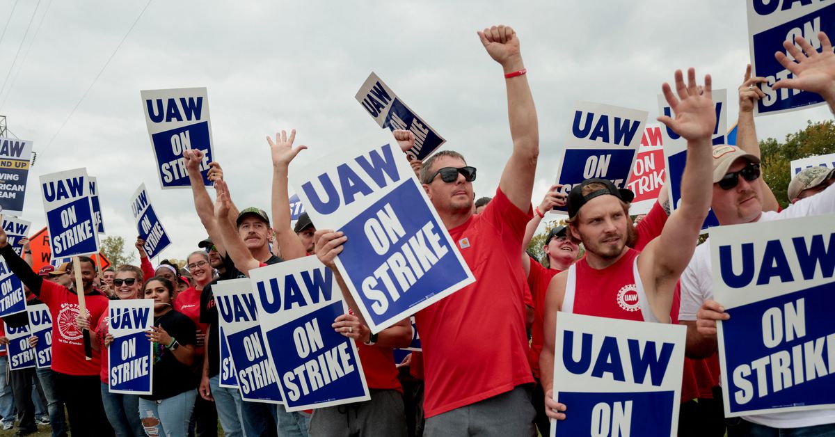 GM estimates costs of UAW strike through Sept. 30 at $200 million