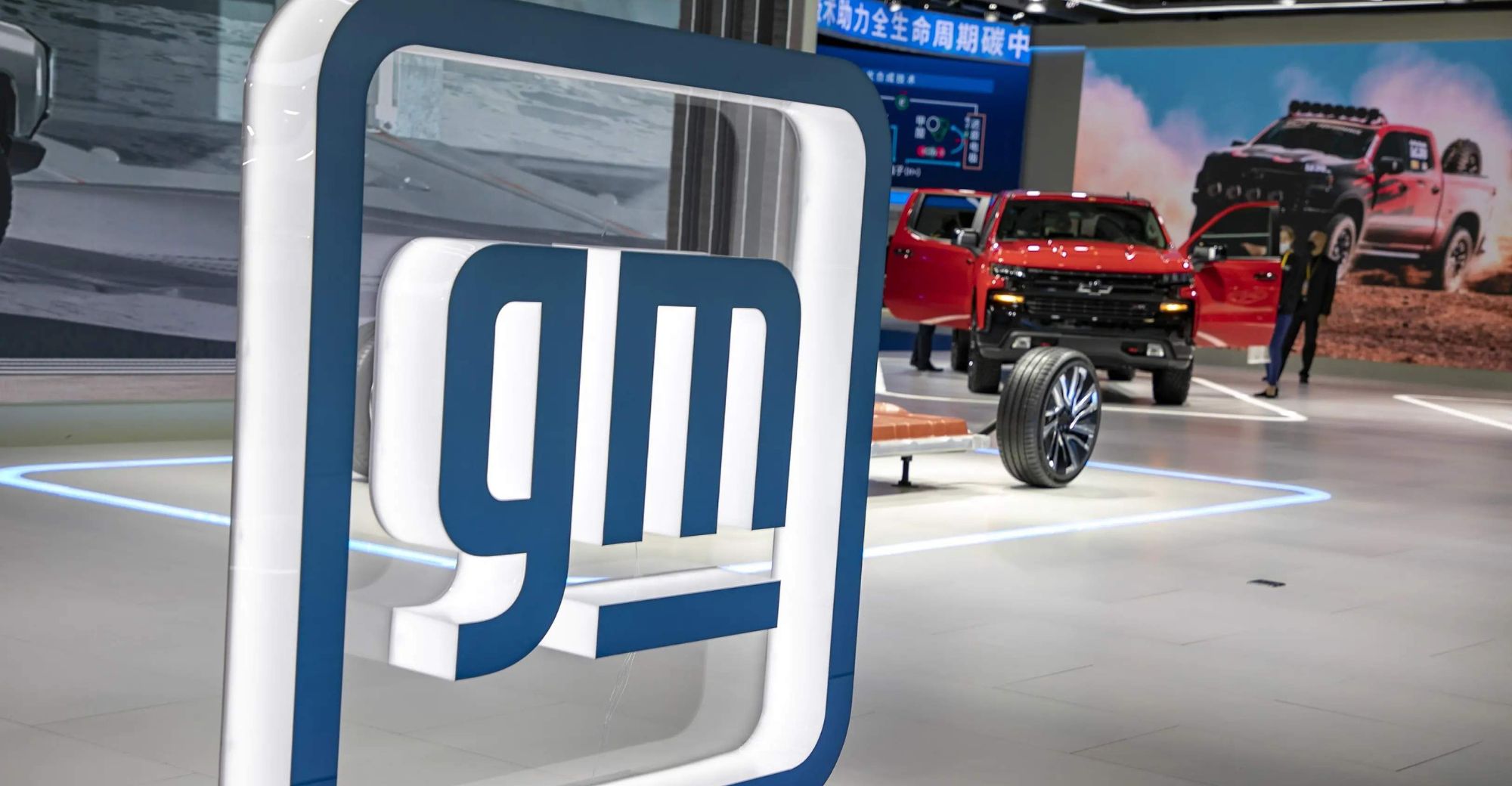 General Motors Conducts Autonomous Driving Road Tests in Shanghai with Chinese Company Momenta’s AI Technology