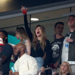 Taylor Swift Appears On ‘Sunday Night Football’: NBC Sports Calls On Carson Daly To Explain Chiefs Vs Jets Game To Swifties