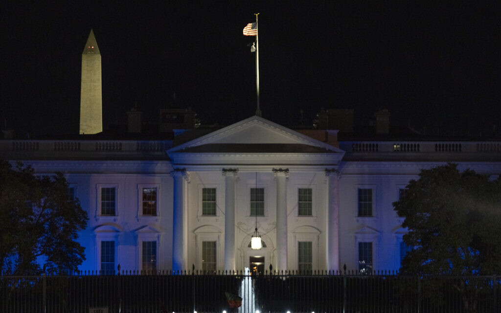 US begins delivering munitions to Israel; White House lit in blue and white colors