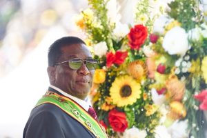News24 | Snubbed by most regional leaders, Emmerson Mnangagwa parties on with ex-adversaries instead