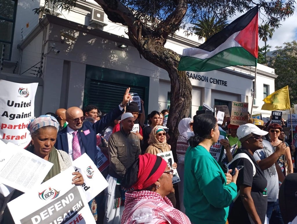 News24 | Pro-Palestine protests: Tense in Joburg, calm in Cape Town, as Europe clamps down