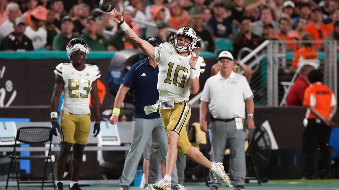 Miami Fumbles Instead of Kneeling, Gives Up Game-Winning Touchdown to Georgia Tech