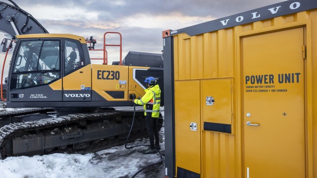 Growth in North America leads to steady earnings for Volvo Construction Equipment through Q3