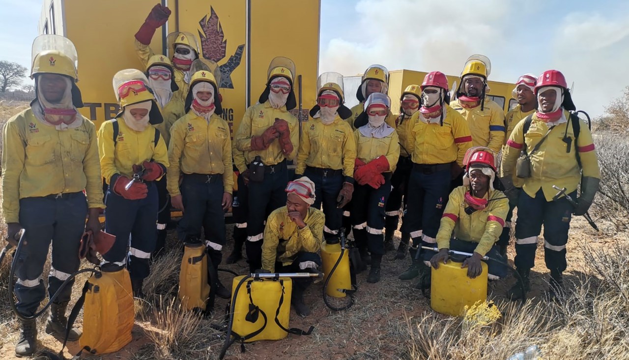 FIRE SEASON: SA firefighters hard at work in Canada, but they might be needed at home this fire season