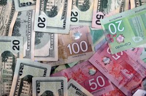 Canadian Dollar sees back-and-forth as Loonie hangs in the middle, markets focus on post-Fed Dollar drop