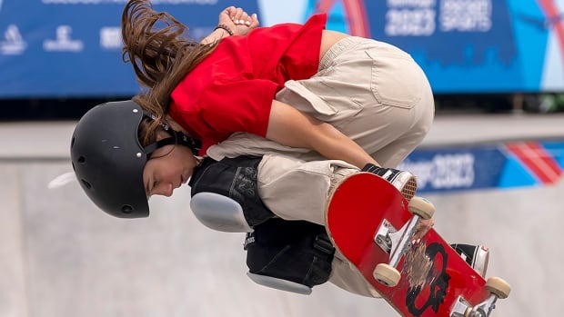 Toronto teen Fay De Fazio Ebert wins skateboarding gold at Pan Am Games