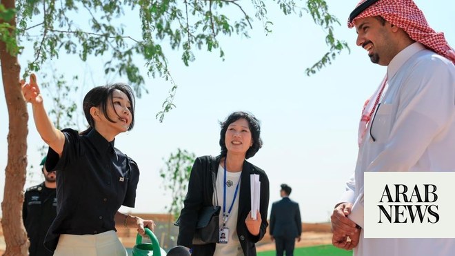 South Korean first lady plants sapling in Riyadh