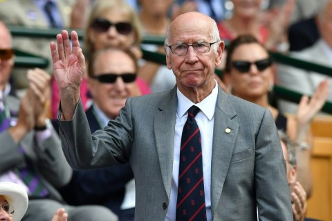 England World Cup winner Bobby Charlton dies aged 86