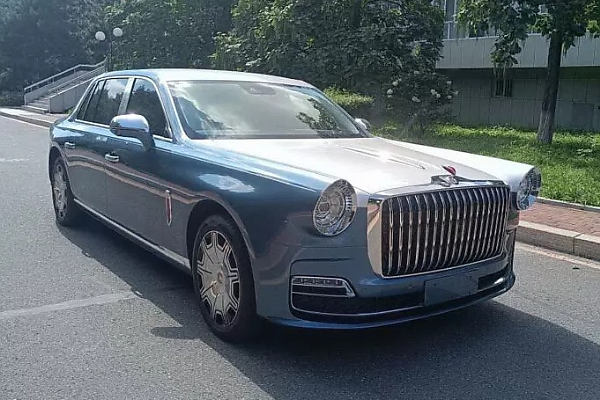 China’s Most Expensive Car: Retro-style Hongqi L5 Limo Dubbed “Rolls-Royce Of China” Starts At $680,000