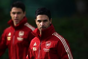 Arsenal monitoring in-form Premier League midfielder