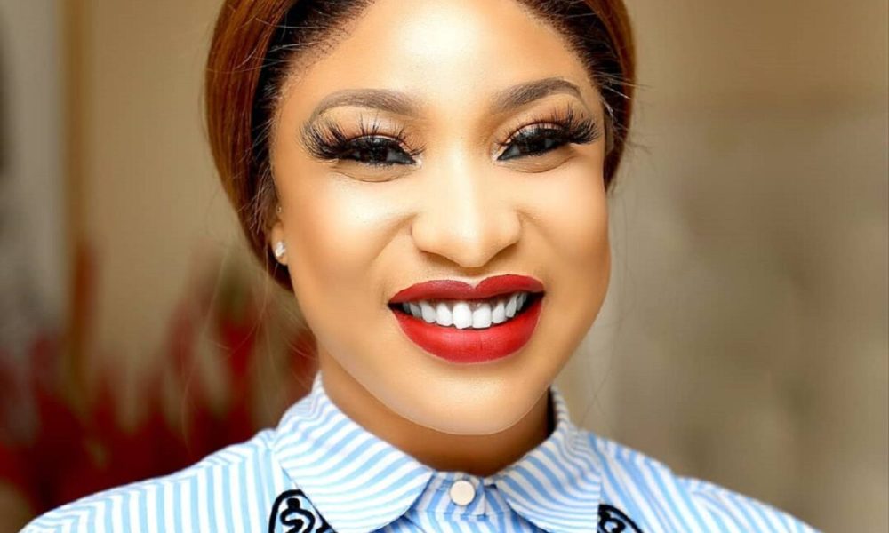 Tonto Dikeh Decamps To APC