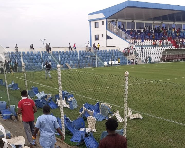 GPL: Fans destroy seats at the Dr Kwame Kyei Sports Complex as Nations FC and Kotoko draw