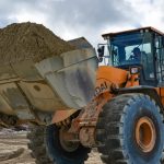 Why the HL980 Hyundai Wheel Loader with Deep Tread Rock Tires Is Perfect for Shell Mining