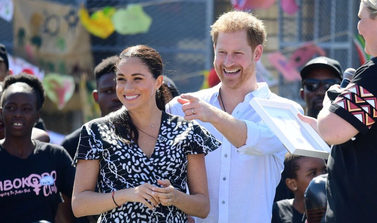 Prince Harry and Meghan Markle take Prince Archie and Princess Lilibet trick or treating