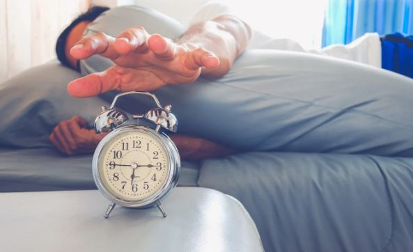 Why setting an alarm to wake up in the morning is bad for your heart