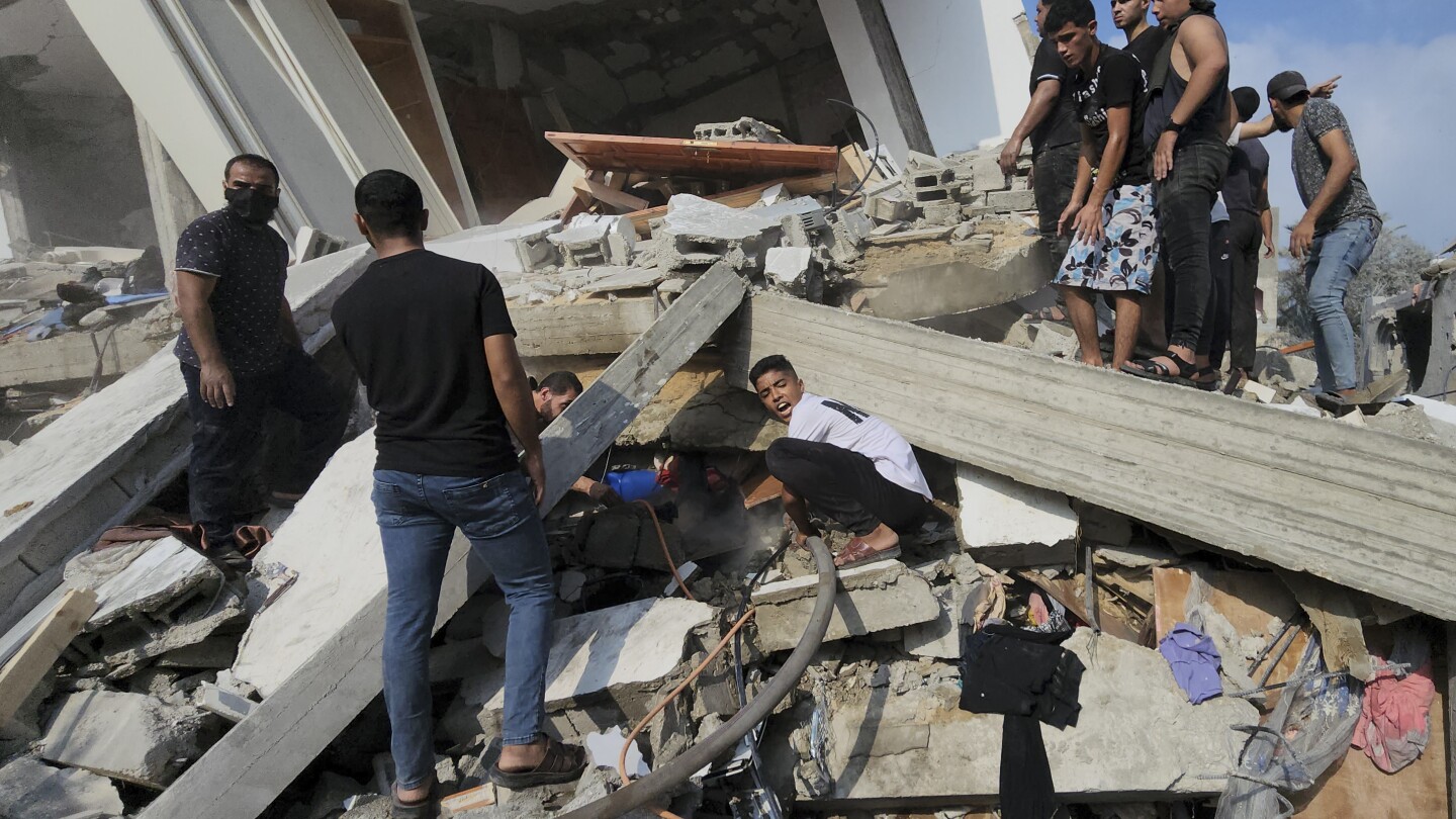 ISRAEL POUNDS GAZA