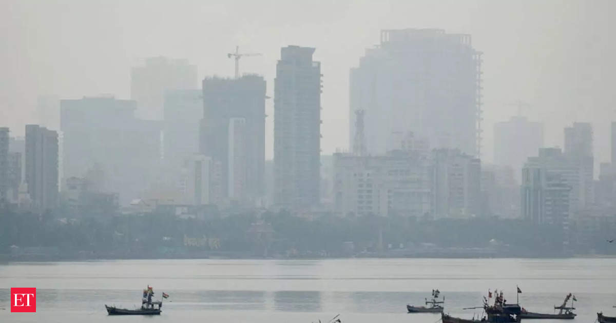 Avoid morning-late evening outdoor walks, running, jogging if AQI is ‘poor to severe’: Maharashtra govt advisory