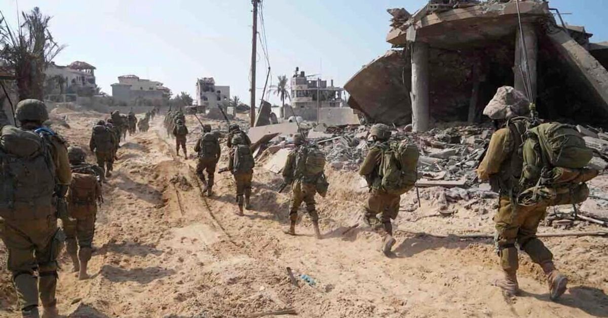 Israeli Troops Surround Gaza City, Militants Expected To Fight Street By Street