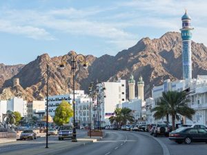 How to travel from UAE to Oman by bus – all the available options