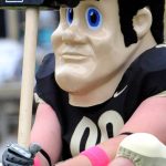 The 10 wackiest mascots in college sports