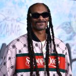 American Rapper, Snoop Dogg, Quits Smoking