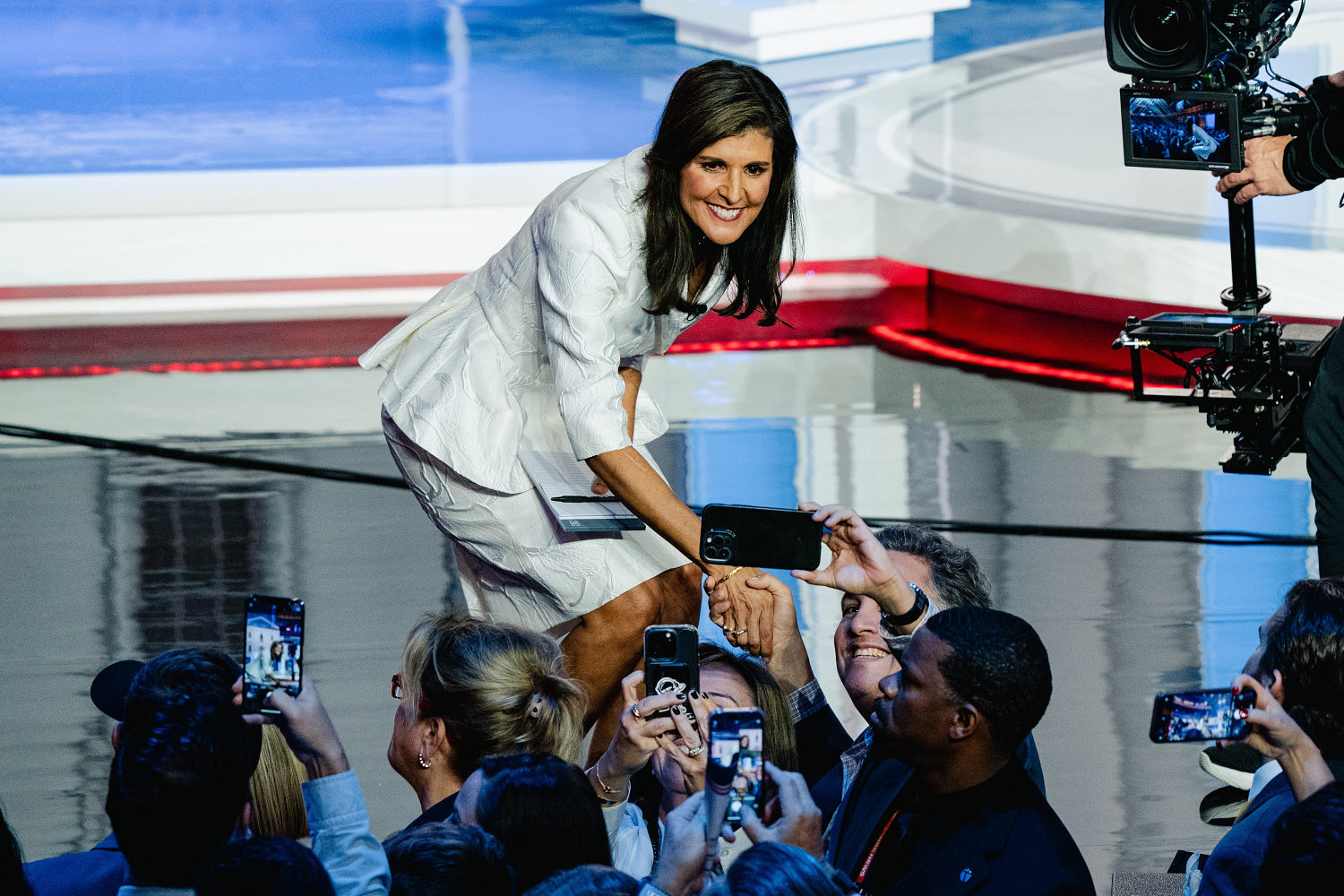 GOP rivals try to cancel Nikki Haley over social media proposal