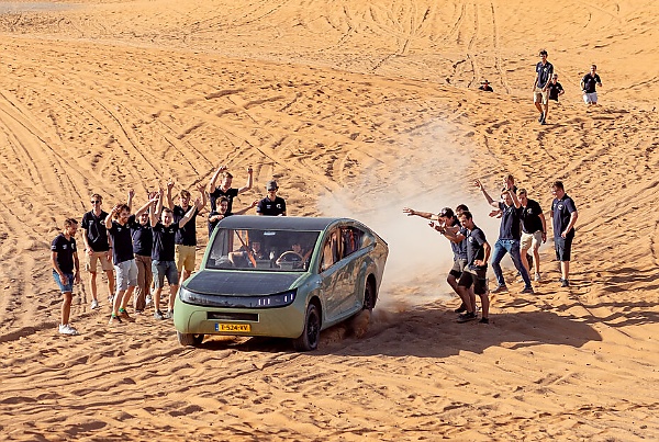 This Offroad Car Powered Only By Sun And Designed By Students Just Drove 620-miles Across Africa