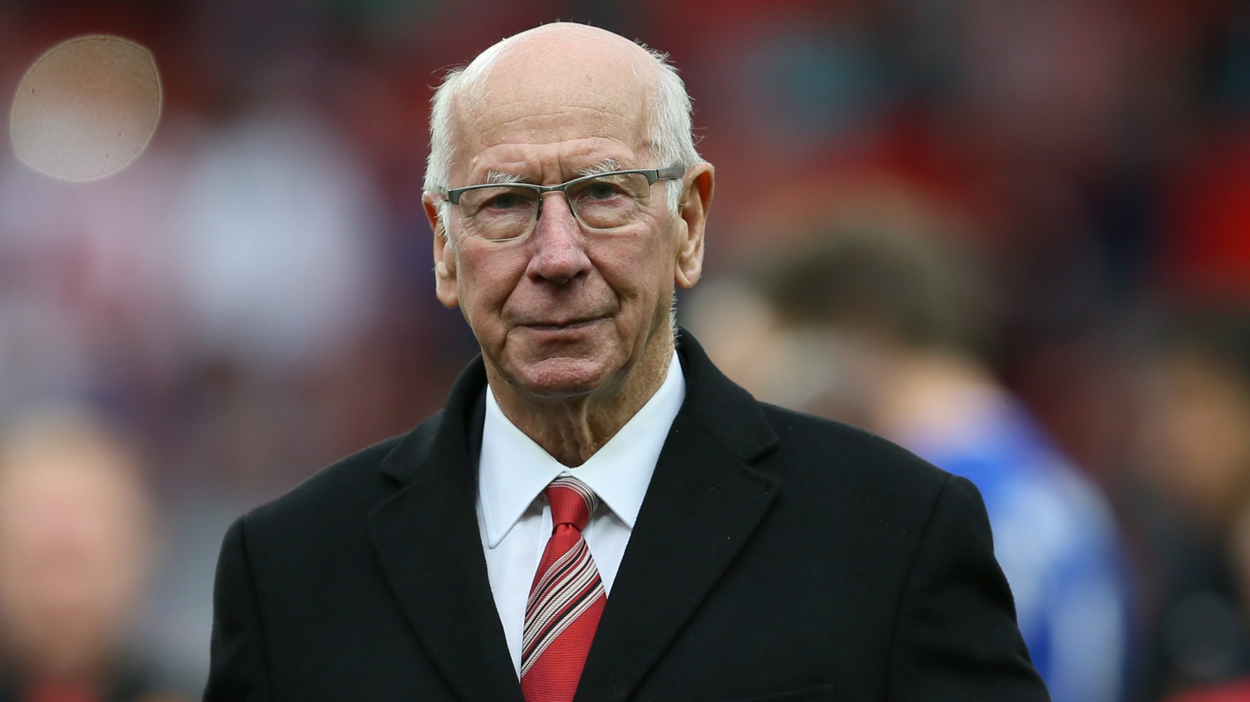 Manchester United, England Legend Bobby Charlton Dies At 86