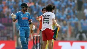 Who is the pitch invader who gate-crashed World Cup 2023 final between India and Australia?