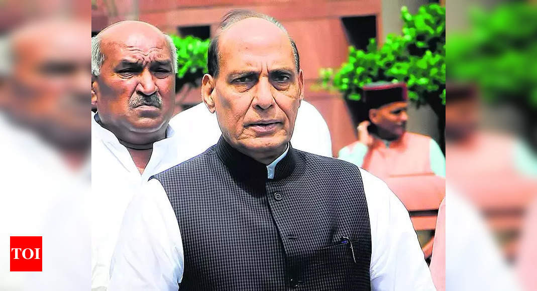 Rajnath Singh: Crisis of trust in politics deepened because of Congress