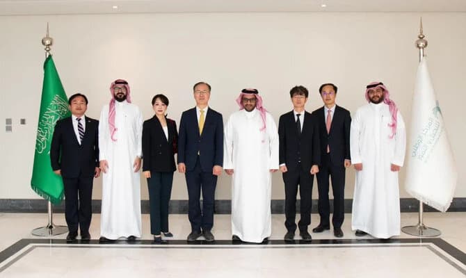 Saudi National Dates, Palms Center Hosts South Korean Envoy