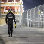 Hamilton didn’t feel “singled out” by FIA over Qatar GP track cross incident