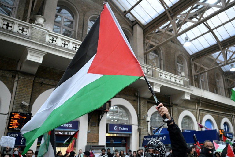 Far Right Groups, Football Hooligans Plan London March To ‘Defend’ Against Pro-Palestinian Rally