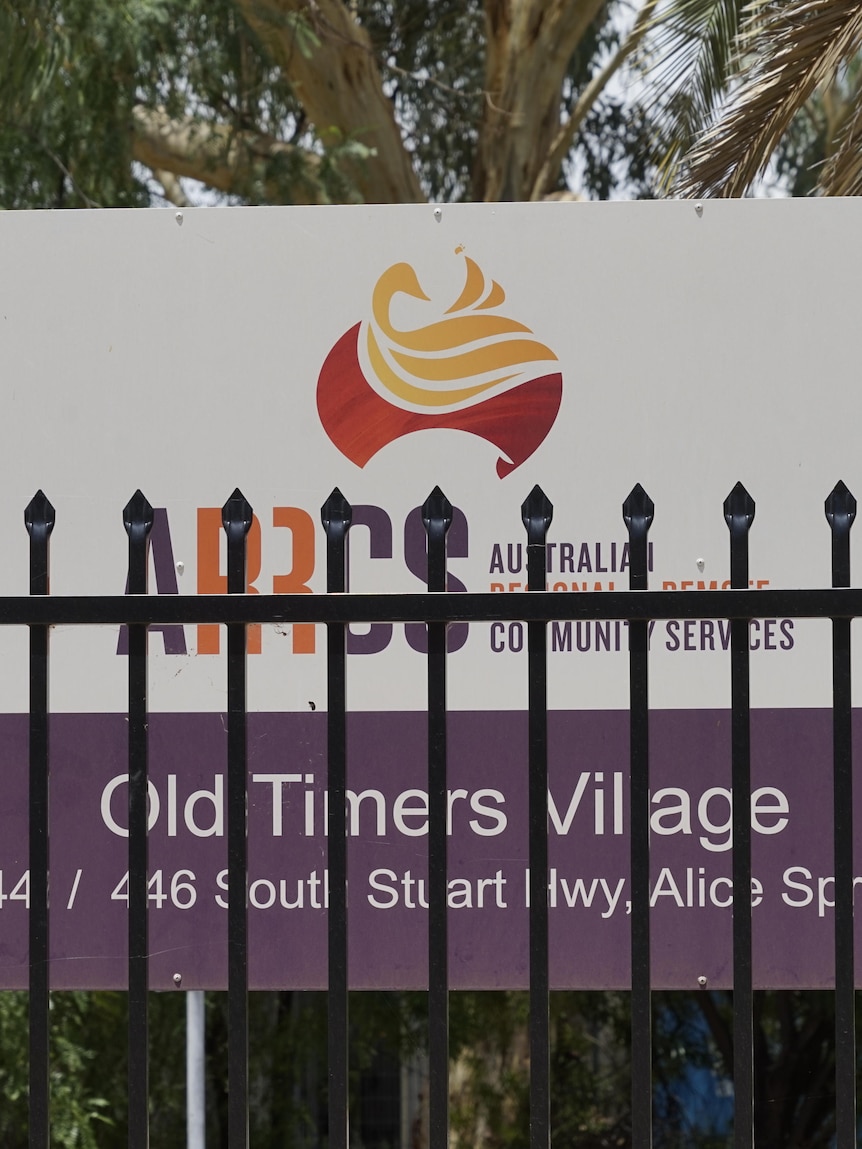 NT aged care facility in lockdown as one third of residents test positive for COVID-19