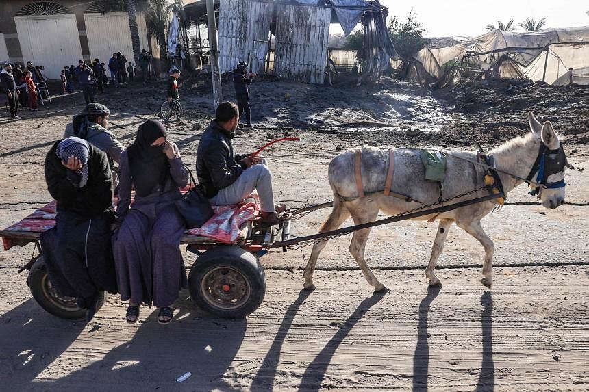 Gaza residents mass at border for safety, but find only more peril